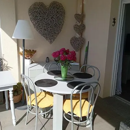 דירה 2 Pieces Terrasse Vue Mer, Piscine, Parking