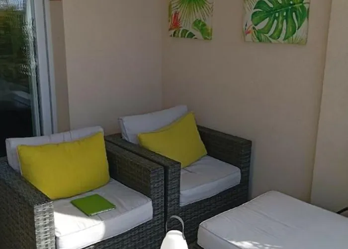 2 Pieces Terrasse Vue Mer, Piscine, Parking Apartment *